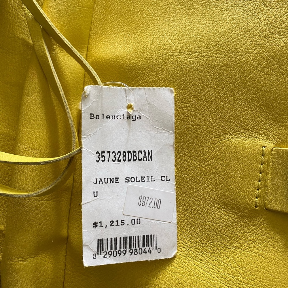 Balenciaga yellow clutch - Picture 8 of 9